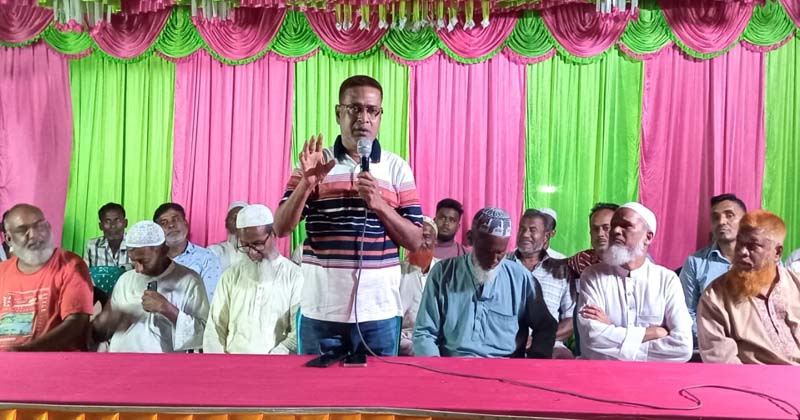 পাবনার সুজানগরে নির্বাচনী প্রচারণা সভায় বক্তব্য রাখেন, উপজেলা বিএনপির সদস্যসচিব শেখ আব্দুর রউফ