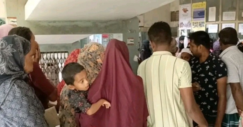 আম গাছ থেকে পড়ে দুই সন্তানের জননীর মৃত্যু