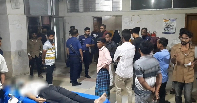 হাসপাতালে চিকিৎসাধীন অবস্থায় ওই ব্যক্তি মারা যান
