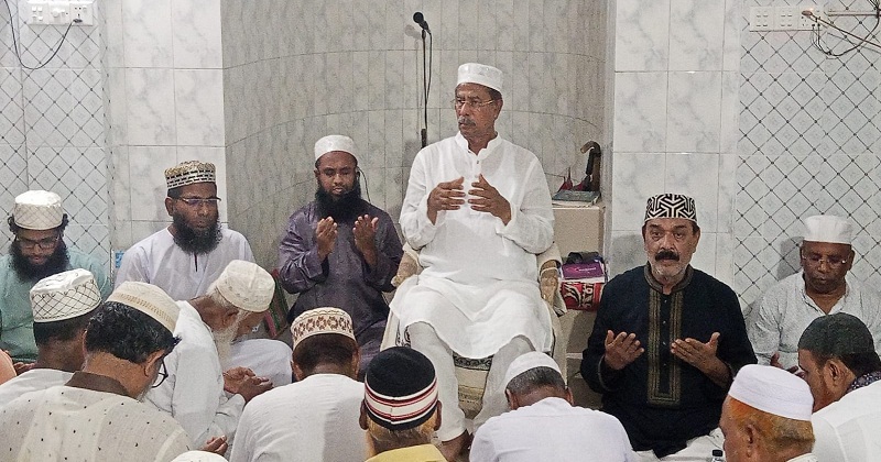 এমপির বড় ভাইয়ের স্ত্রীর মাগফিরাত কামনায় দোয়া