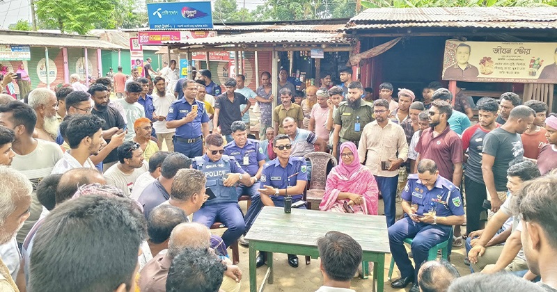 নাটোরে মাইকিং করে গ্রামবাসীর মধ্যে সংঘর্ষ, আহত ১৬