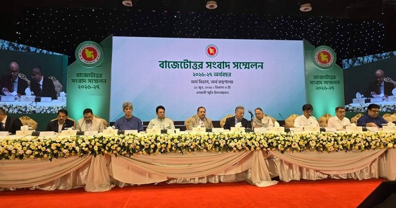 অর্থ ও পরিকল্পনা মন্ত্রী আমির খসরু মাহমুদ চৌধুরী