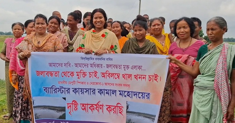 দুর্গাপুরে জলাবদ্ধতা নিরসনে খাল খননের দাবি এলাকাবাসীর
