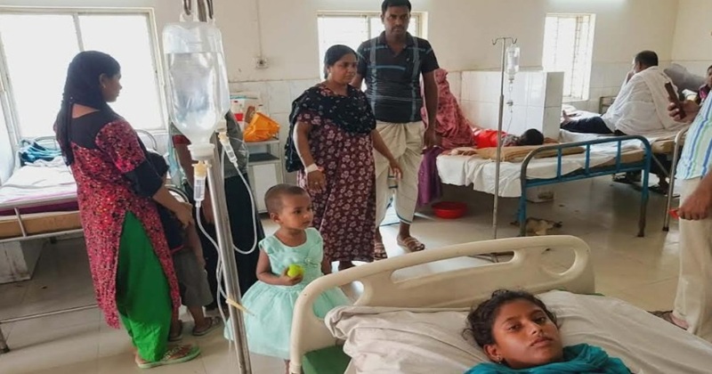 বেলকুচিতে প্রাথমিকের টিফিন খেয়ে ৮ শিক্ষার্থী অসুস্থ, ৫ সদস্যের তদন্ত কমিটি ঘঠন