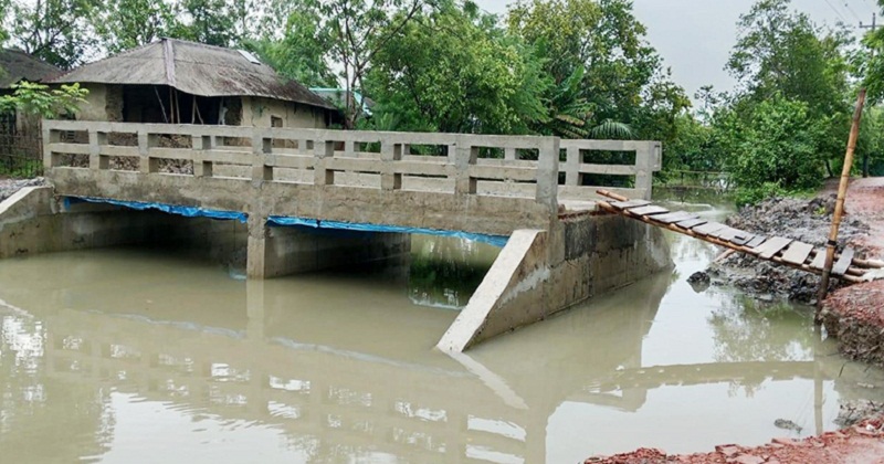 সংযোগ সড়কবিহীন সেতু