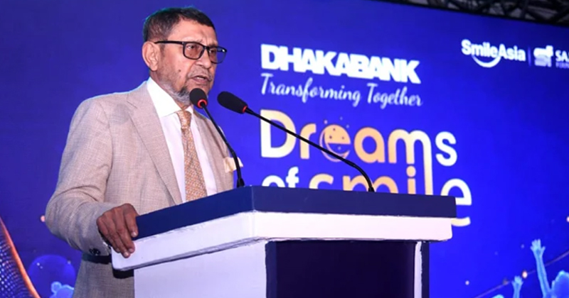 স্বাস্থ্য ও পরিবার কল্যাণমন্ত্রী সরদার মো. সাখাওয়াত হোসেন বক্তব্য রাখছেন