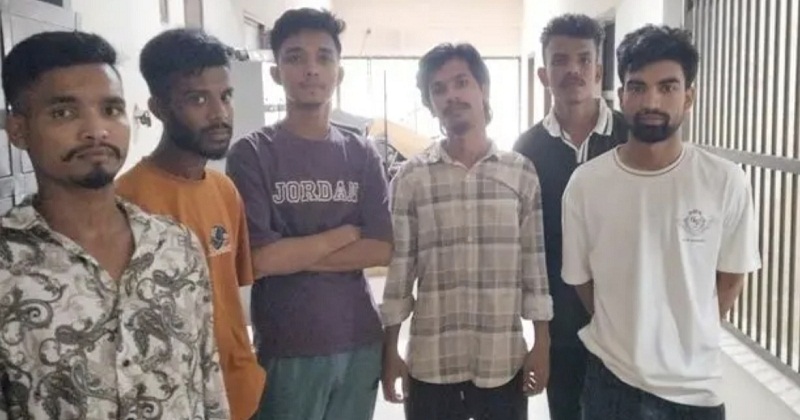 গ্রেপ্তার ৭