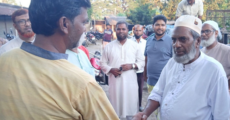 চেয়ারম্যান প্রার্থীর গণসংযোগ