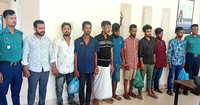 ৬ ছিনতাইকারী গ্রেফতার