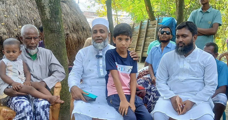 ট্রলি চালকের বাড়িতে এমপি মিজানুর রহমান