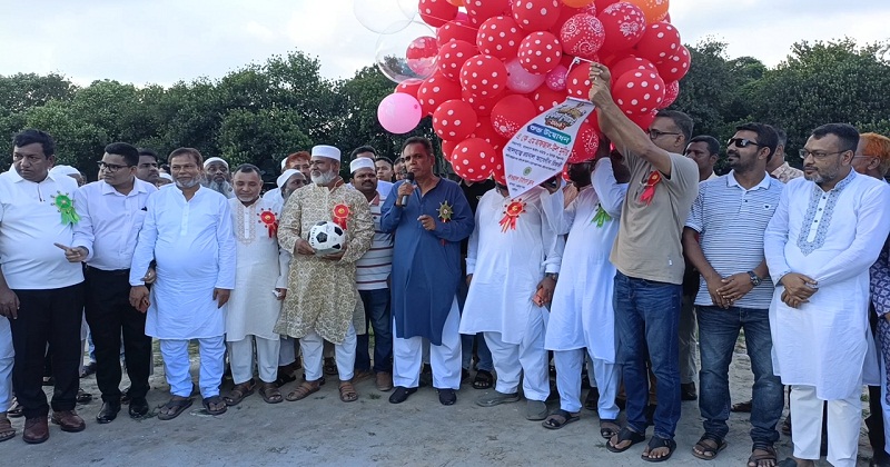 লক্ষ টাকার ফুটবল টুর্নামেন্ট
