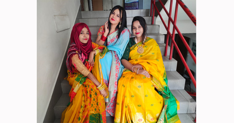 বর্ণিল সাজ