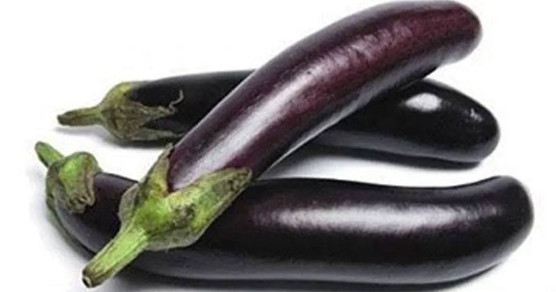 লম্বা বেগুন