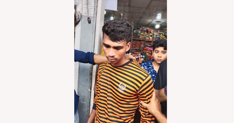 ছবিতে ছিনতাইকারী এবং মার্কেটের ছবি।