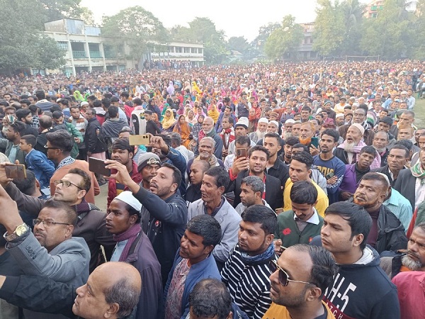 এলেঙ্গা সরকারি শামসুল হক কলেজ মাঠে আয়োজিত বিশাল জনসভা