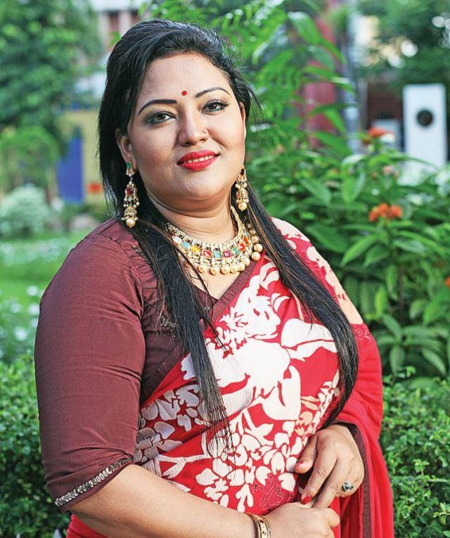 পপসম্রাজ্ঞী মমতাজ