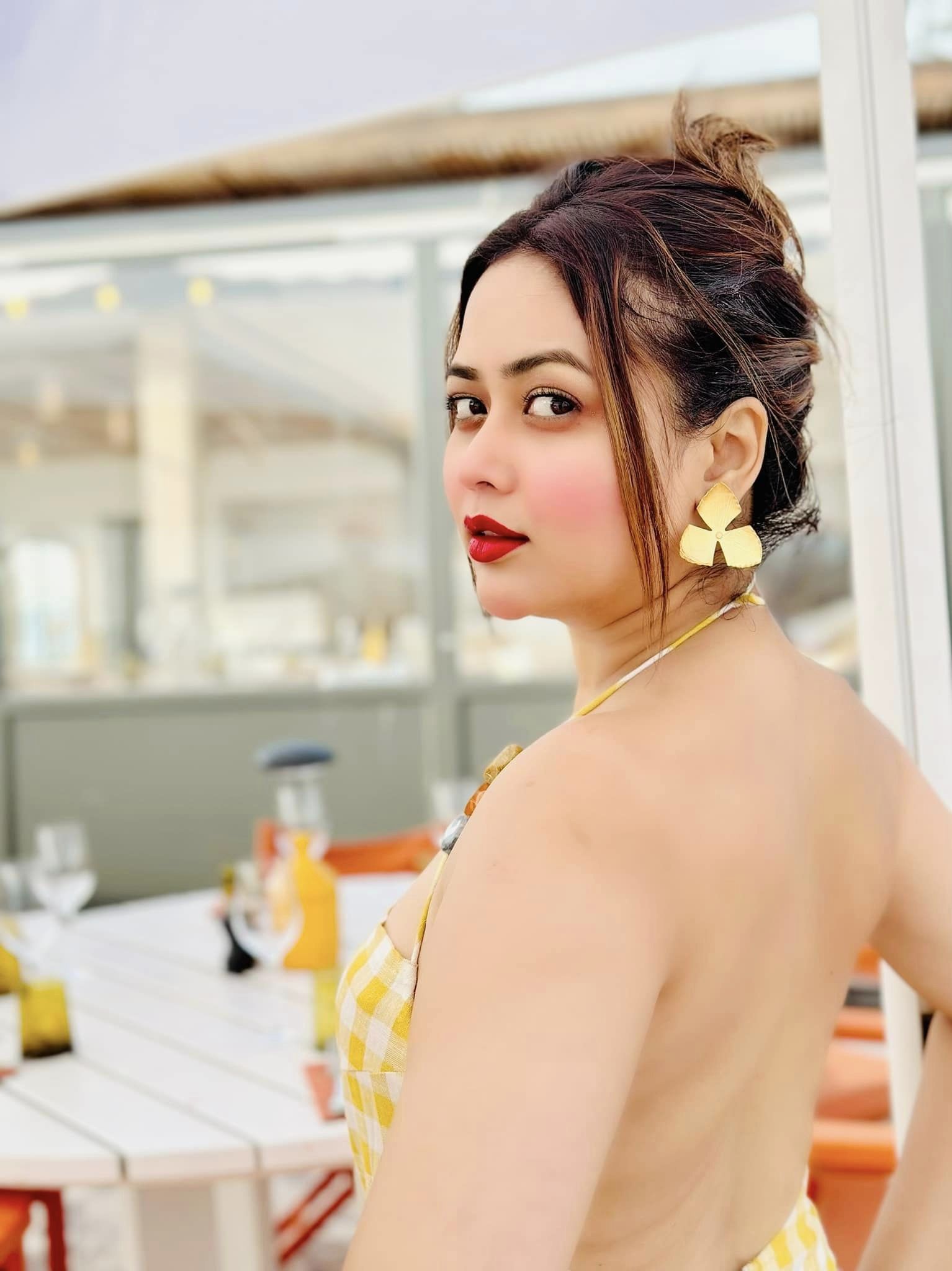 আশনা হাবিব ভাবনা 