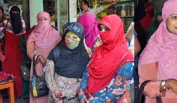  শত শত তরুণী