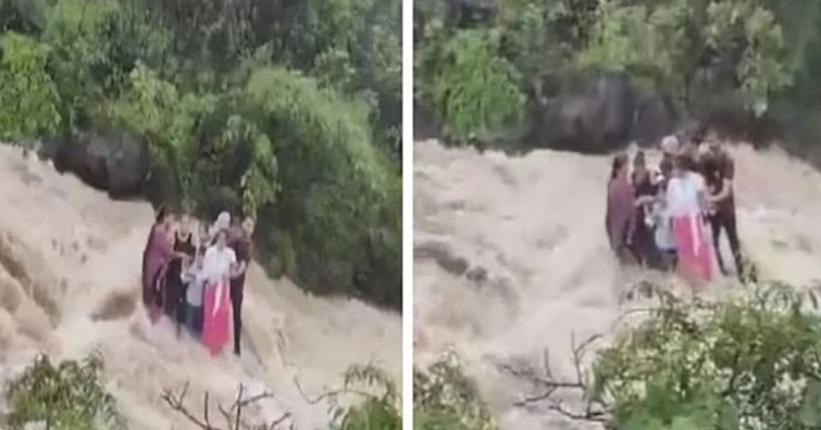 মুহূর্তেই ভেসে গেল একই পরিবারের ৪ জন! 
