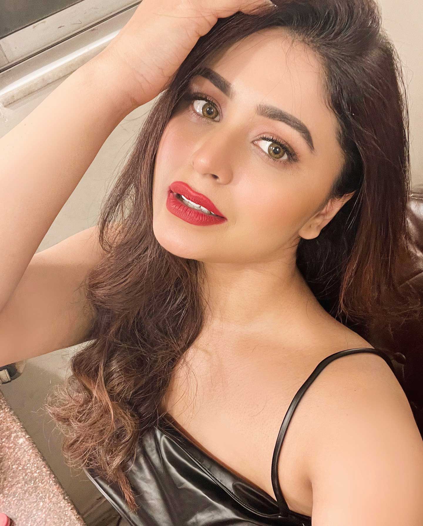 ঋতাভরী চক্রবর্তী!