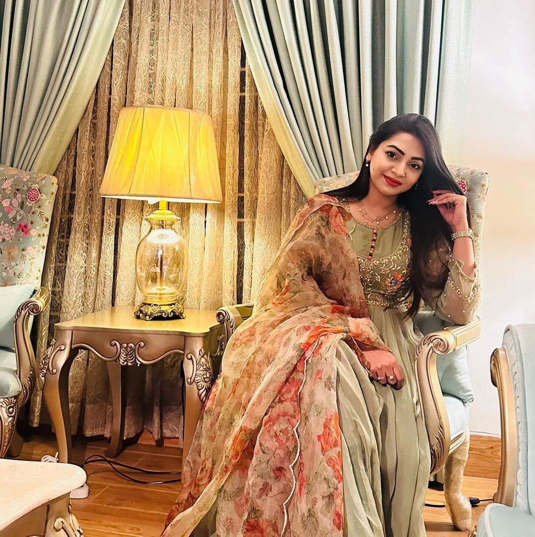 অভিনেত্রী সাদিয়া জাহান প্রভা