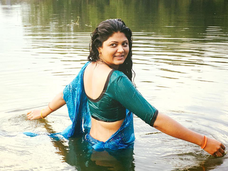 অভিনেত্রী মৌসুমী হামিদ 
