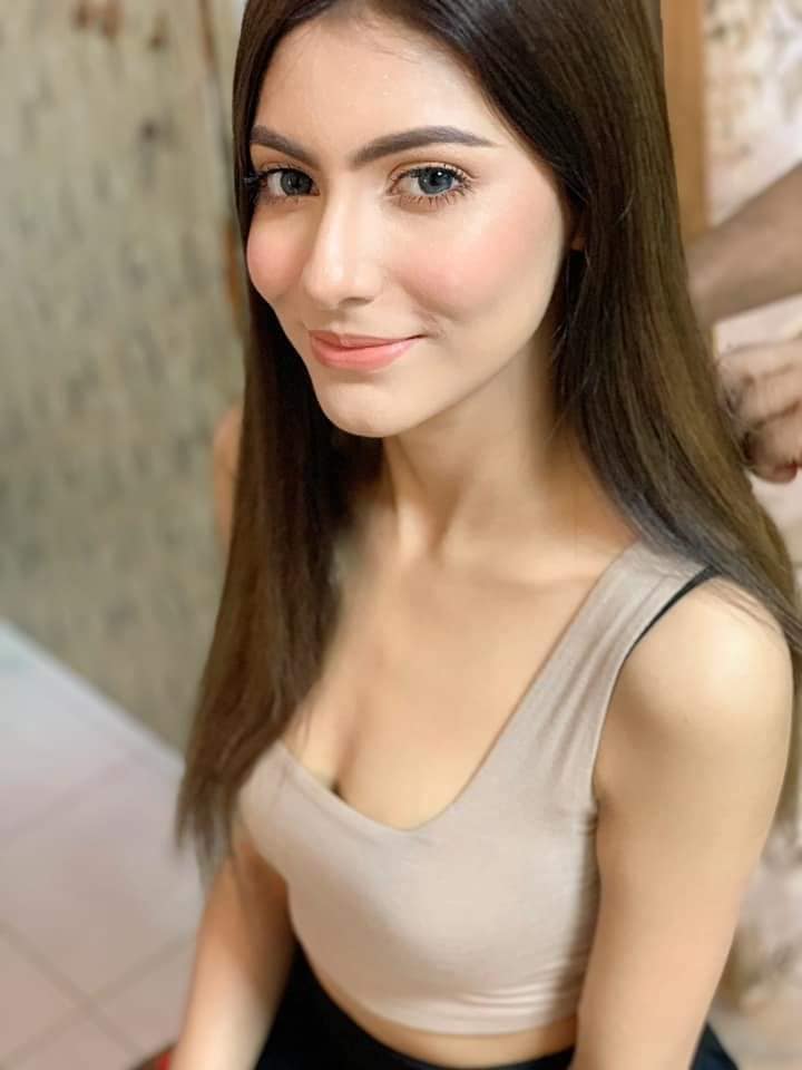 মডেল ও অভিনেত্রী জেসিয়া ইসলাম